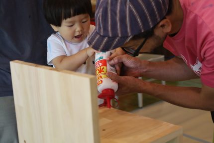夏休み木工イス作りWSは沢山の笑顔でいっぱいでした！