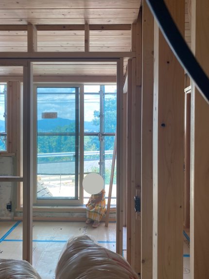 涼しい風が抜ける気持ちのいい現場でのお打合せでした。
